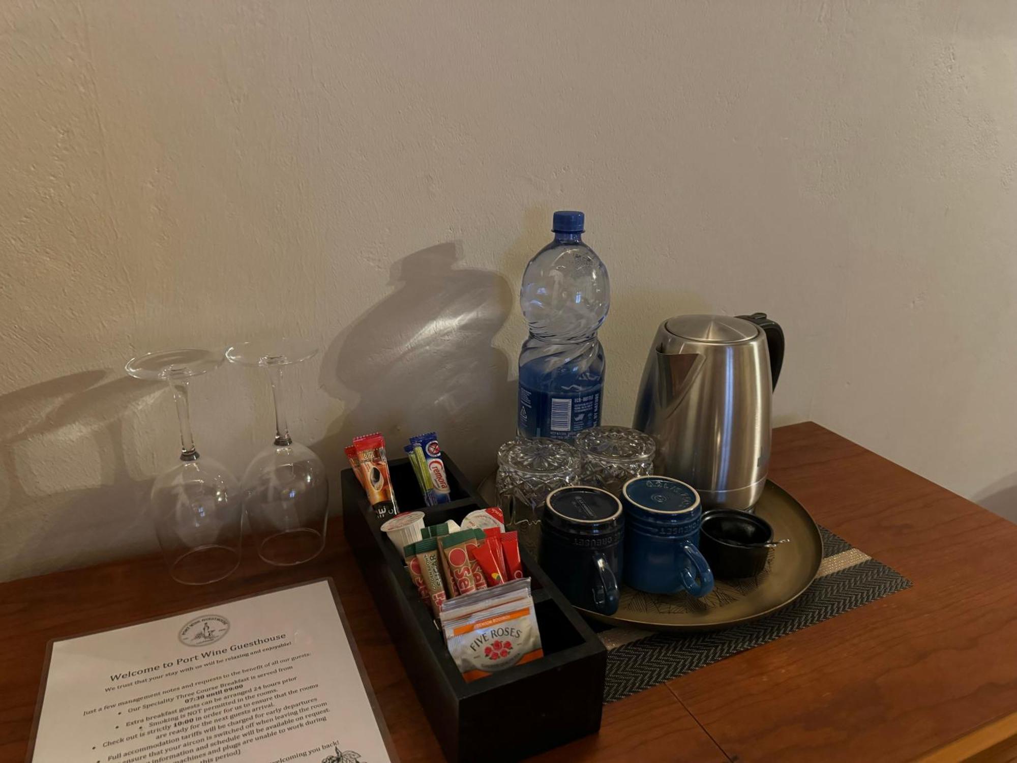 Port Wine Guesthouse 卡利茨多普 外观 照片